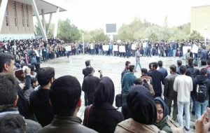 فوری: تحصن دانشجویان دانشگاههای تبریز + تصاویر