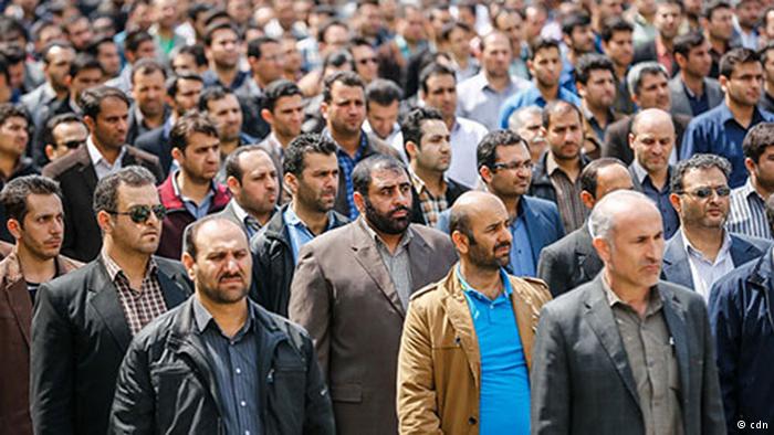 پلیس تصاویری از کسانی که به عنوان "گشت اخلاقی نامحسوس" فعالیت خواهند کرد منتشر کرده است.