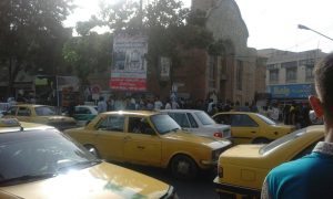 اعتراض خیابانی مردم اورمیه به توهین «نژادپرستانه» نشریه طرح نو