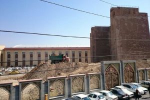 ساخت پارکینگ در حریم ارک تونلهای قدیمی زیرزمینی تبریز را نابود می‌کند
