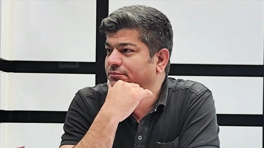 وخامت حال «ودود اسدی»دریازدهمین روز اعتصاب غذا؛فرزندش:«صدای پدرم باشید»