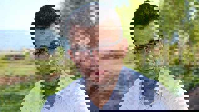  یوروش مهرعلی‌بیگلو: از نگاه آذربایجانی‌ها پهلوی و جمهوری اسلامی هر دو مردودند