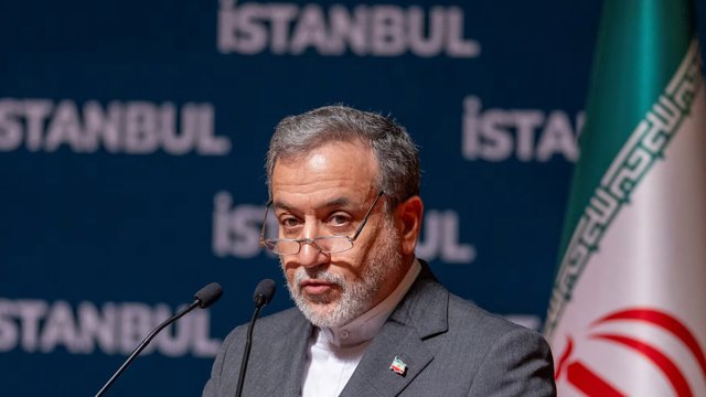 İran xarici işlər naziri: Tehran ABŞ-a atəşkəs üçün müraciət göndərməyib