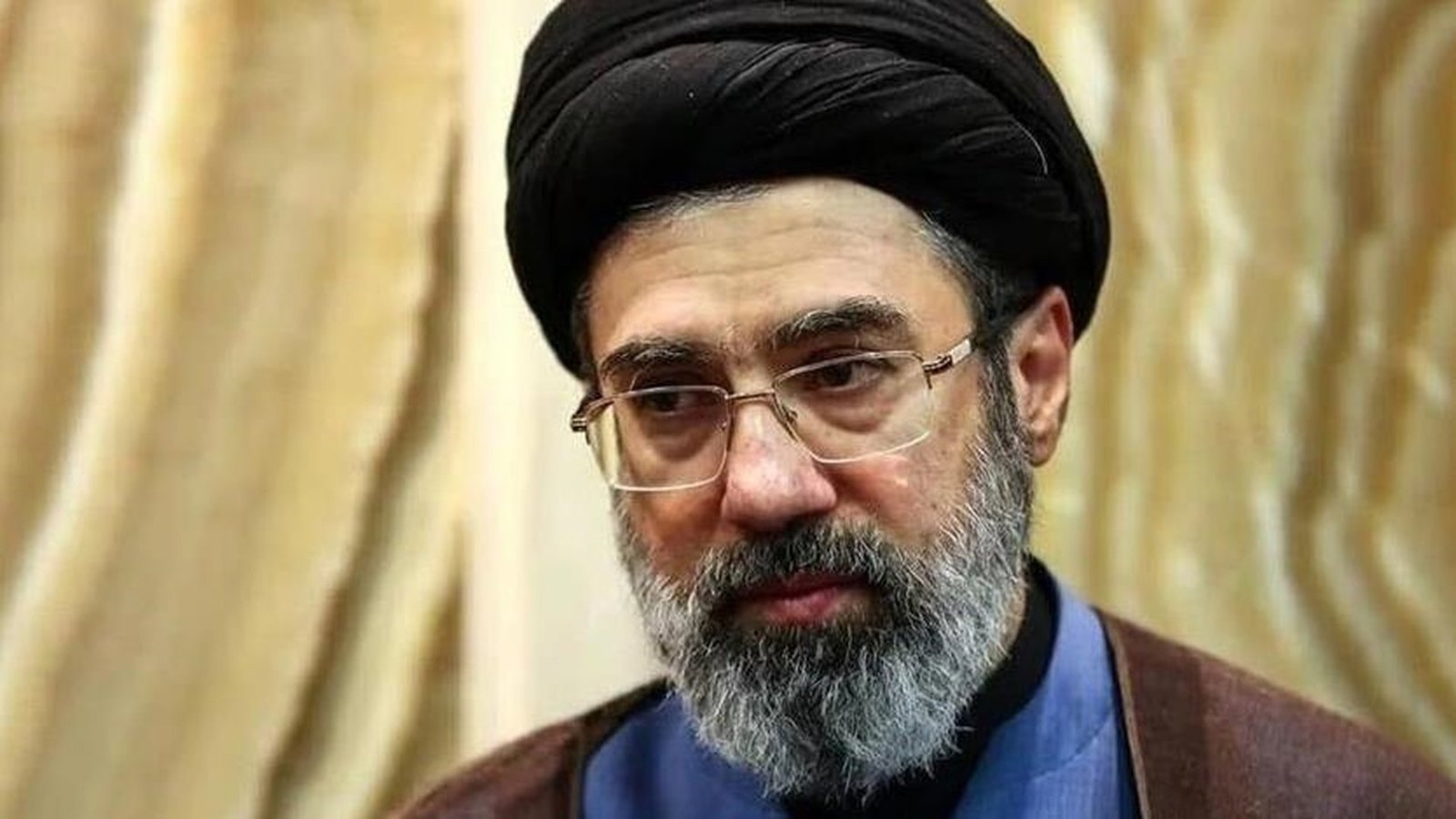  مجتبی خامنه‌ای حملات در تورکیه و عمان را به «پرچم دروغین» اسرائیل نسبت داد      