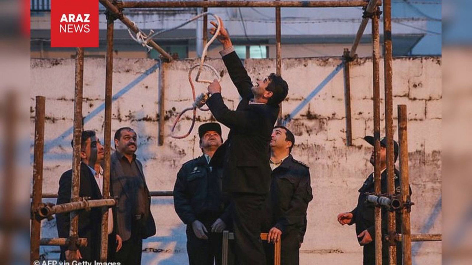 حکم اعدام برای هادی و فضل‌الله نیکبخت در زندان دستگرد اصفهان صادر شد