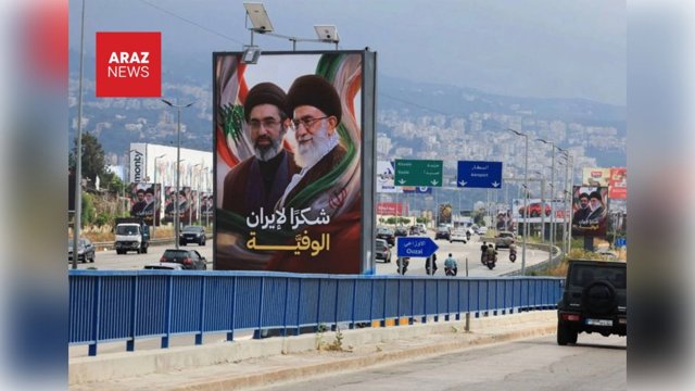 وزیر کشور لبنان دستور جمع‌آوری پوسترهای خامنه‌ای از مسیر فرودگاه بیروت را صادر کرد
