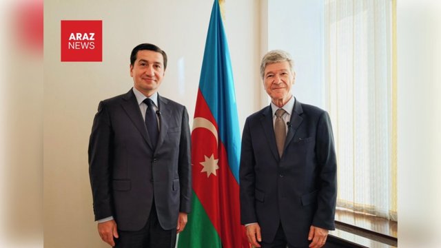 سفر اقتصاددان سرشناس آمریکایی به آذربایجان؛ جفری ساکس در باکو با حکمت حاجی‌اف دیدار کرد