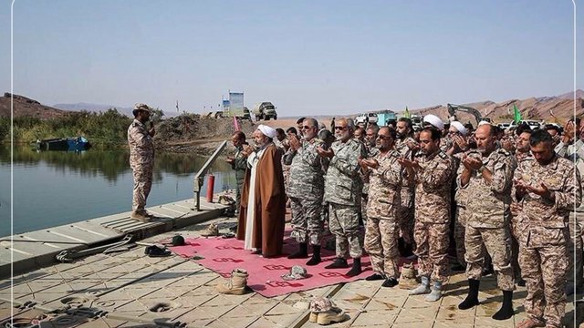 İran mediası iddia etdi: Tehran Küveytə qarşı quru hücumuna hazırlaşır