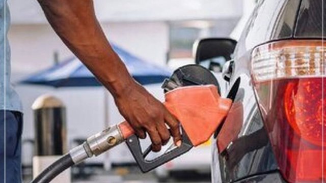 مجلس: هنوز پیشنهاد رسمی ارائه نشده است؛ زمزمه افزایش قیمت بنزین در دولت
