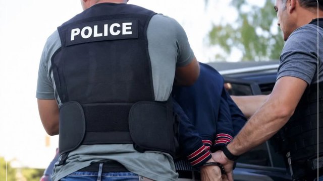 Kipr-də ikili vətəndaşlığa malik şəxs İslam İnqilabı Keşikçi Korpusu üçün casusluqda ittihamla həbs edilib