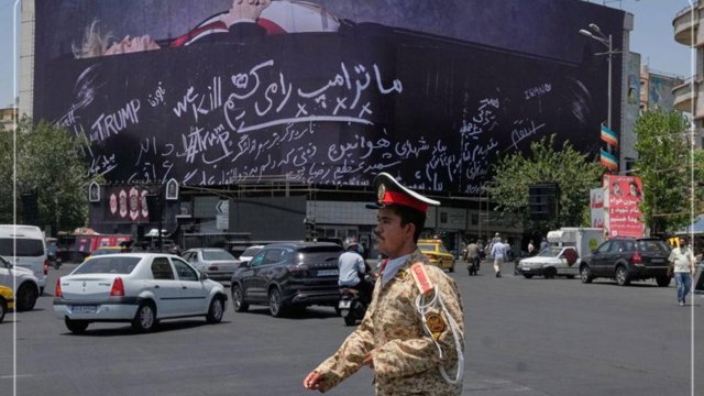 اختلاف در تهران بر سر ادامه جنگ