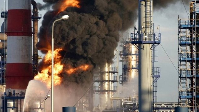 Ukraynanın hücumları Rusiyanı benzin idxal etməyə vadar edib