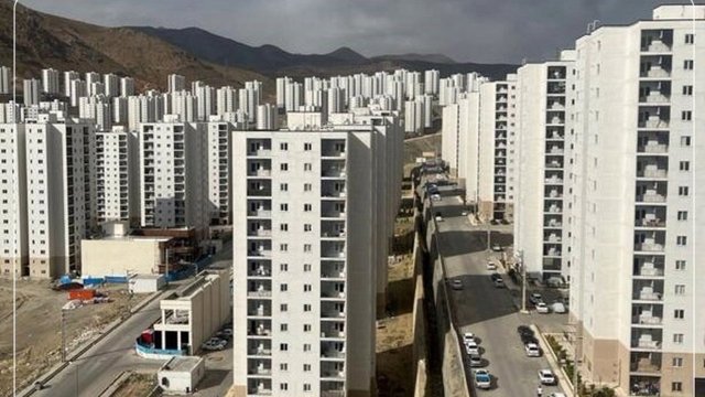 Arianseze şirkəti işçilərinin təhvil verilməmiş evlərin alıcıları ilə toqquşması