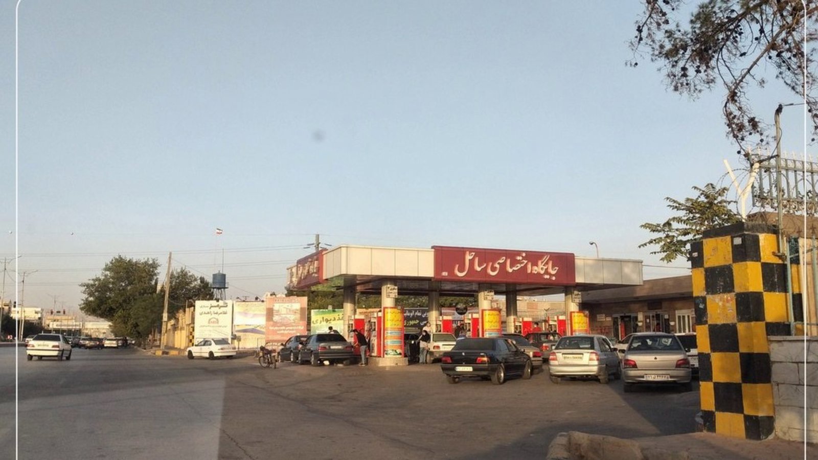 یک مقام استانداری کرمان: بنزین ۸۷ هزار و ۲۰۰ تومانی از امشب در ۲۰۴ جایگاه کرمان عرضه می‌شود