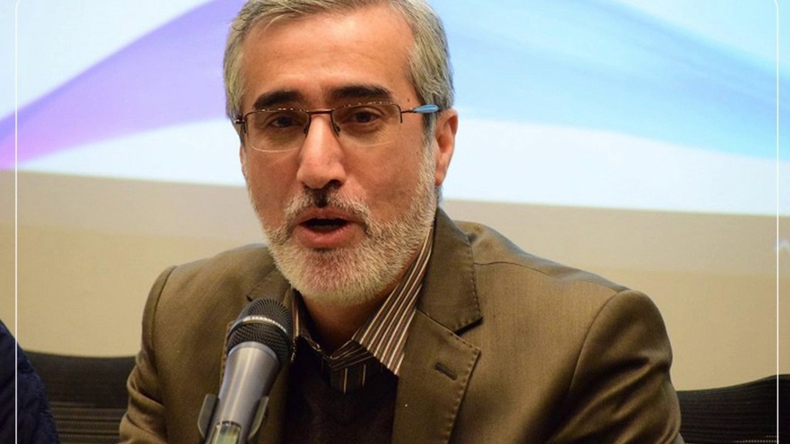 مهدی پیرصالحی، رئیس سازمان غذا و دارو: بخشی از ذخایر استراتژیک دارو در جنگ ۴۰ روزه مصرف شد