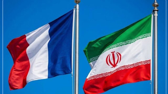 وزارت اطلاعات ایران دو دیپلمات فرانسوی را به «ارتباطات مخفیانه» متهم کرد