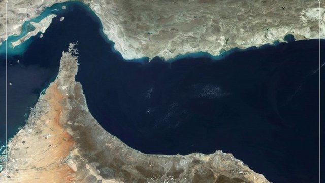 سنتکام، فرماندهی مرکزی ارتش آمریکا: ۷۰ کشتی تجاری در تنگه هرمز مسیر خود را تغییر دادند
