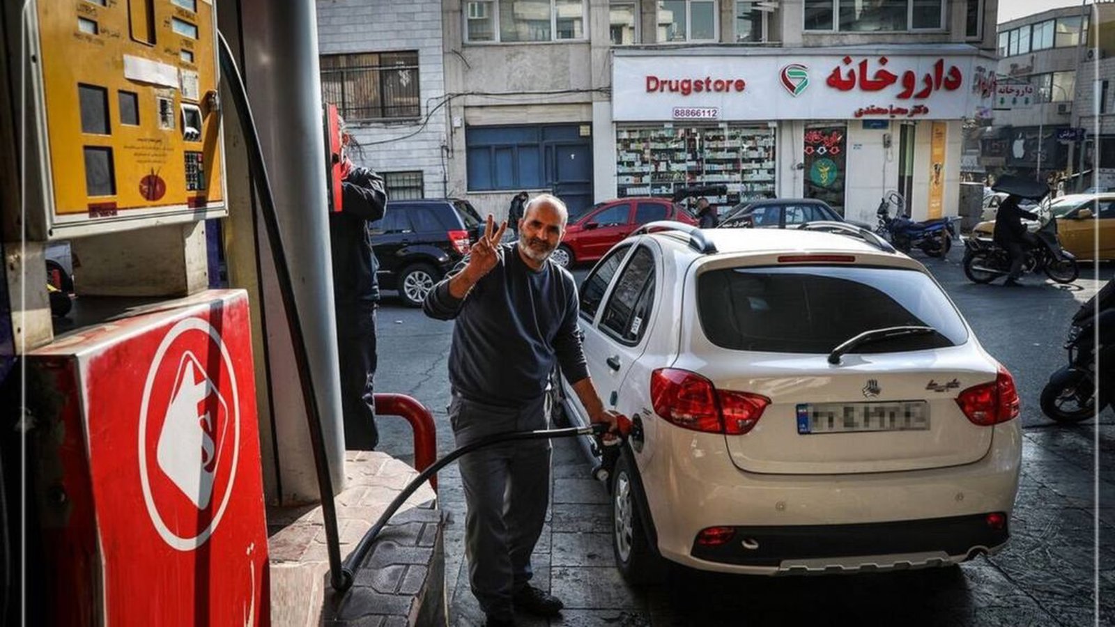 کاهش سهمیه بنزین قطعی شد؛ مصرف بیشتر با قیمت بالاتر