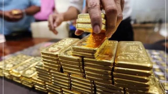 سقوط ۹۲ درصدی واردات طلا به ایران؛ تنها یک تن طلا در پنج ماه وارد شد