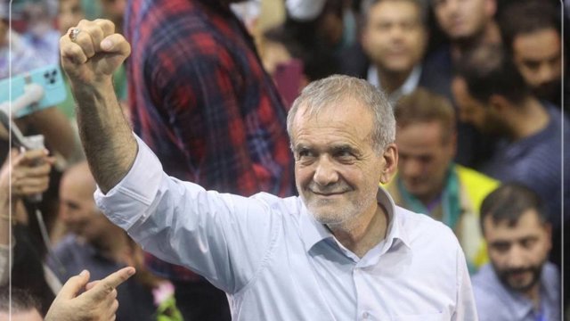 Pezeşkian benzin planında «xalqın həmkarlığına» görə təşəkkür etdi; bəs yoxsulluq və təzyiq altındakı sükut razılıq nişanəsidirmi?