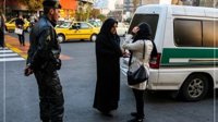 بازگشت گشت ارشاد در آستانه سالگرد قتل مهسا امینی: زنان را با اتوبوس جمع می‌کنند