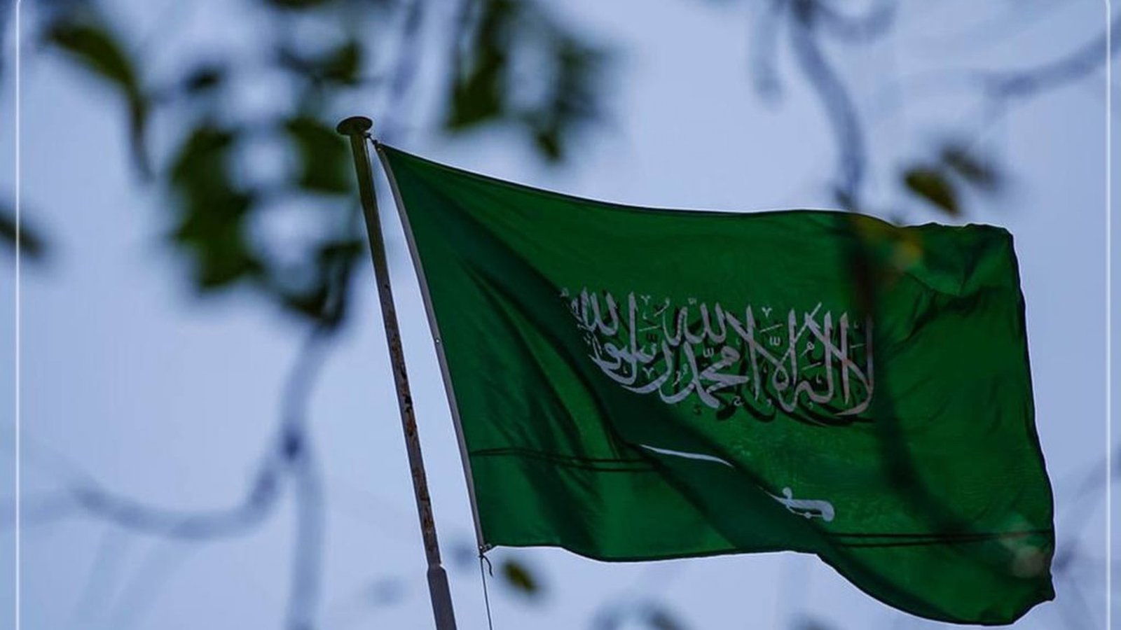 هشدار امنیتی همزمان در ۶ نقطه عربستان؛ جده، ینبع و جازان در وضعیت آماده‌باش قرار گرفتند