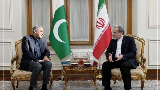 Pakistanın daxili işlər naziri bir neçə dəfə Tehrana səfər edib