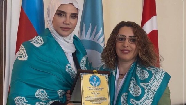 آذربایجاندا تورک دونیاسی قادین شاعیرلر گؤروشمه‌سی