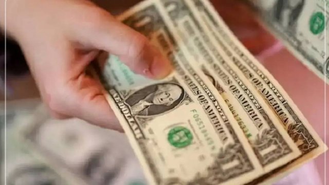 Dollar 267 min tümənə çatıb, İmami sikkə 266 milyon tümən