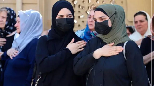 İslam Respublikasının quyruğu hər tərəfdən əba altından görünür