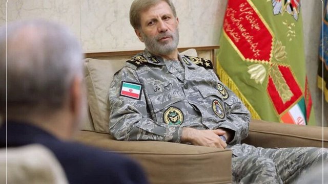 امیر حاتمی، فرمانده ارتش جمهوری اسلامی: مین دریایی برای محدود کردن عبور کشتی‌ها از هرمز به کار گرفته‌ایم