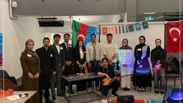 گامی دیگر در همگرایی جهان تورک: حضور جوانان آزربایجان جنوبی در نخستین نشست انجمن جوانان جهان تورک