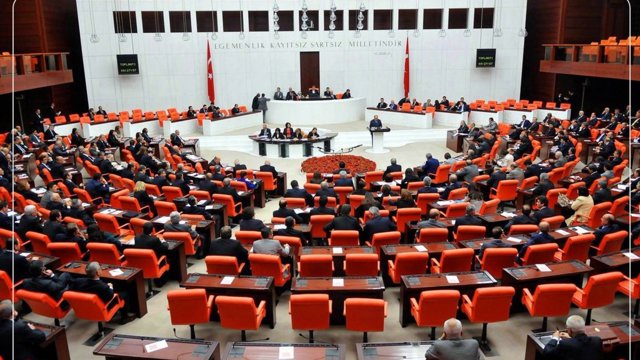 پیمان دفاعی مکه از کمیسیون مجلس ترکیه گذشت