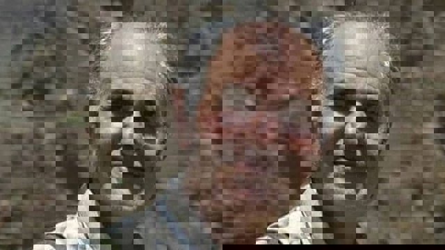 لطیف روزیخواه معلم آذربایجانی به ۷ ماه حبس تعزیری محکوم شد