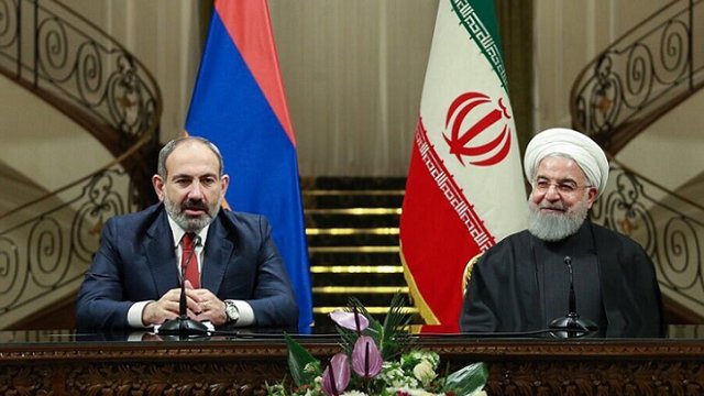 همکاری ایران در ارسال سلاح و مهمات به رژیم اشغالگر ارمنستان