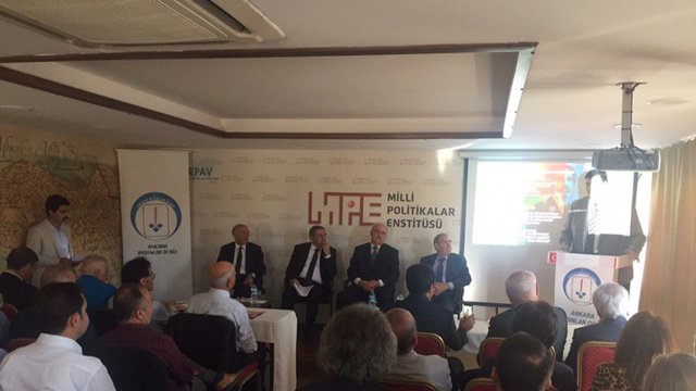 گرامیداشت نوزدهمین سالگرد وفات رهبر فقید آزربایجان