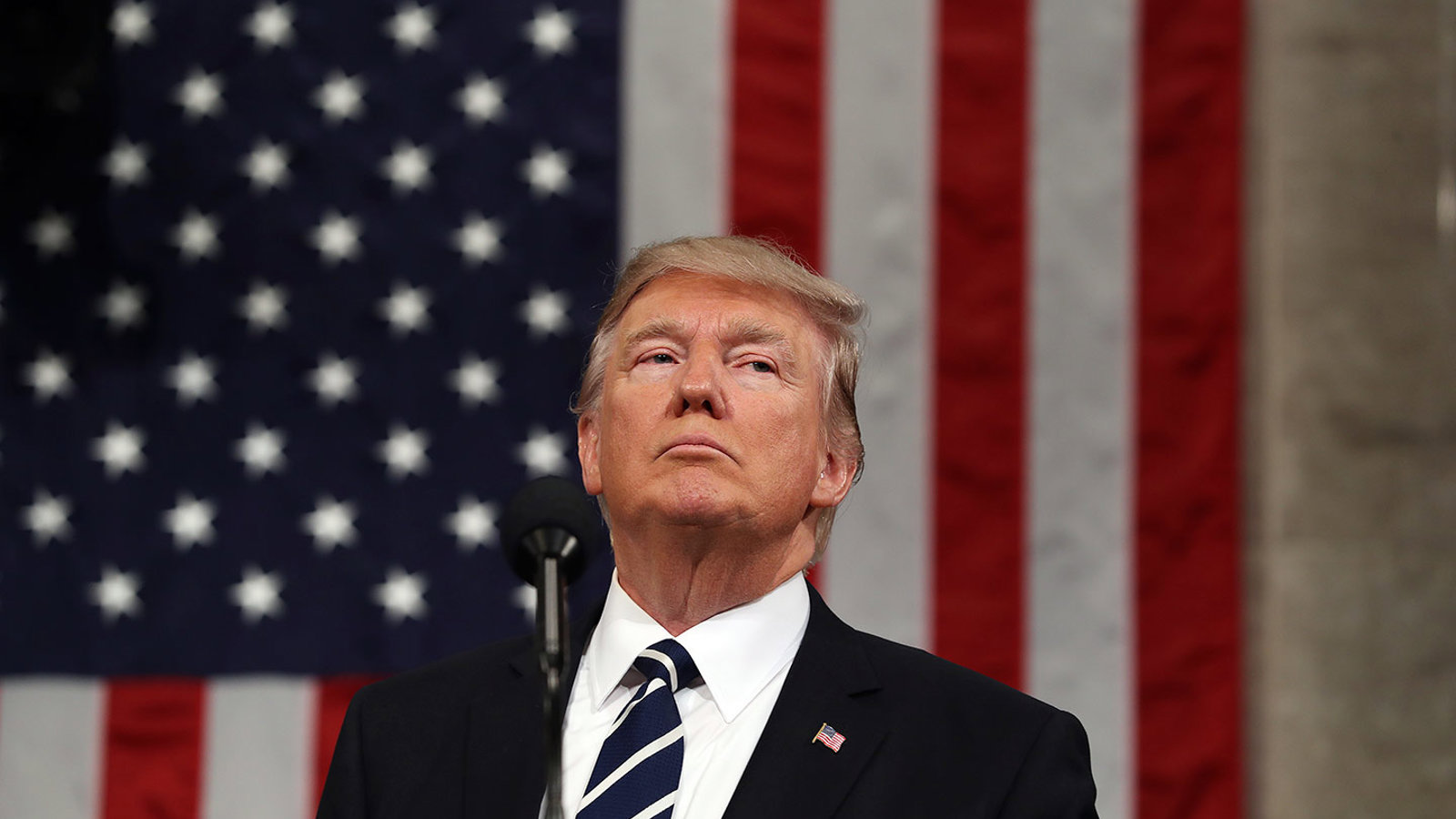 ترامپ از سیاه‌نمایی رسانه‌ها علیه عملیات «چشمه صلح» انتقاد کرد