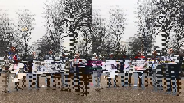 دومین تحصن فعالین ملی مقابل کاخ سفید در حمایت از مرتضی مرادپور و زندانیان سیاسی آزربایجانی