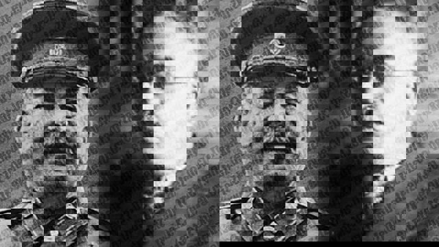 استالین و آهنگ آزربایجانی ''پنجره دن داش گلیر''