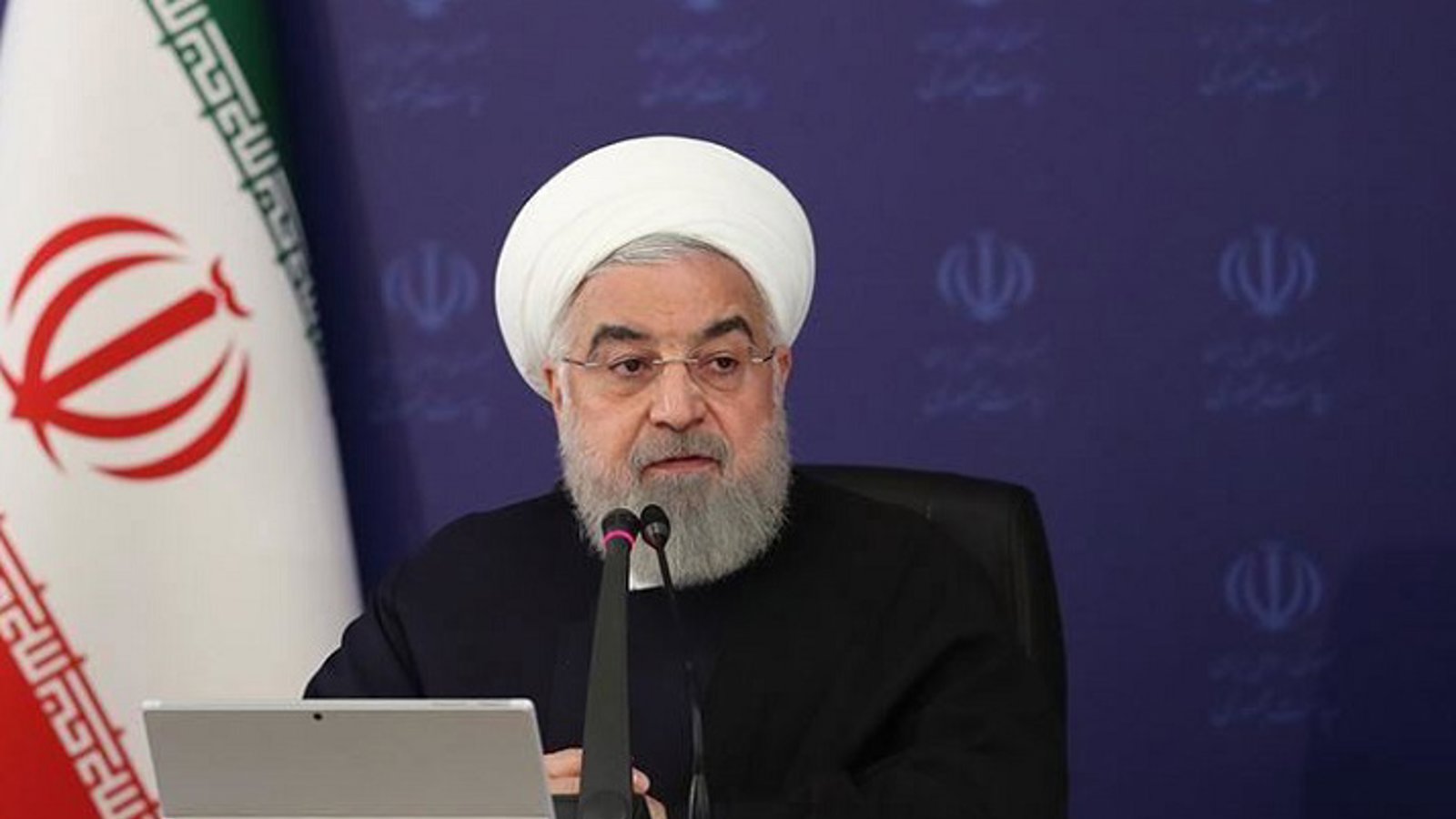 حسن روحانی اذعان کرد در ایران حدود ۲۵ میلیون نفر به کرونا مبتلا شده‌اند/ ۳۵ میلیون دیگر در معرض ابتلا