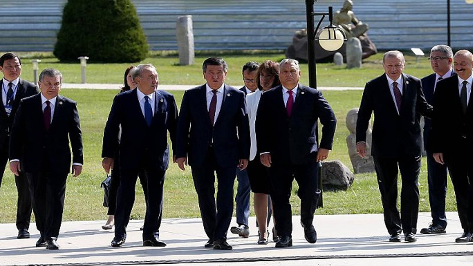 تورک اؤلکه لری‌نین ایش‌بیرلیک شوراسی‌نین ۶-جی اوتورومو کئچیریلدی