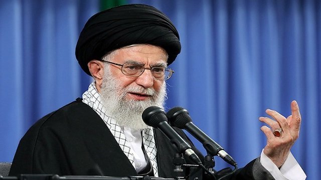 خامنه‌ای حوادث تروریستی در تهران را ترقه‌بازی خواند