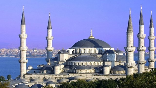 تبلیغات رسانه ای ایران نیز مانع مسافرت شهروندان ایرانی به تورکیه نشد