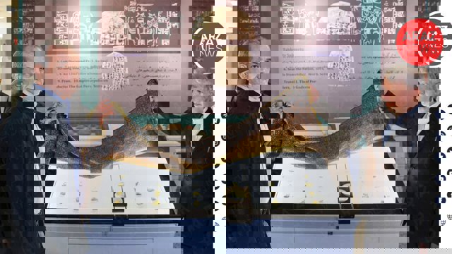 کسی که گذشته خود را نشناسد نمی‌تواند برای آینده نقشه را ترسیم کند