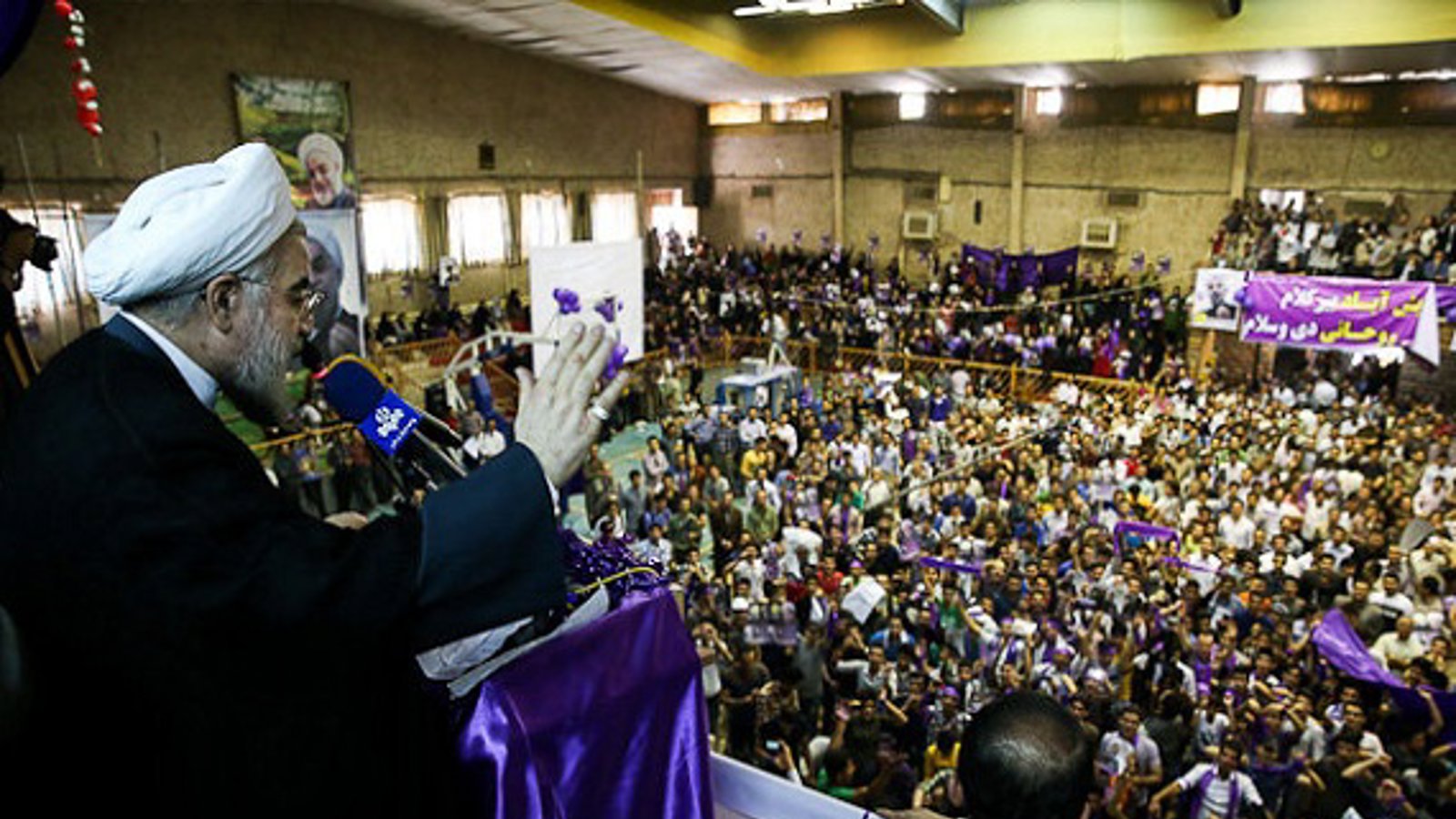 حسن روحانی:همانطور که از سنندج دفاع می‌کنیم، از دهوک و اربیل و سلیمانیه نیز دفاع خواهیم کرد