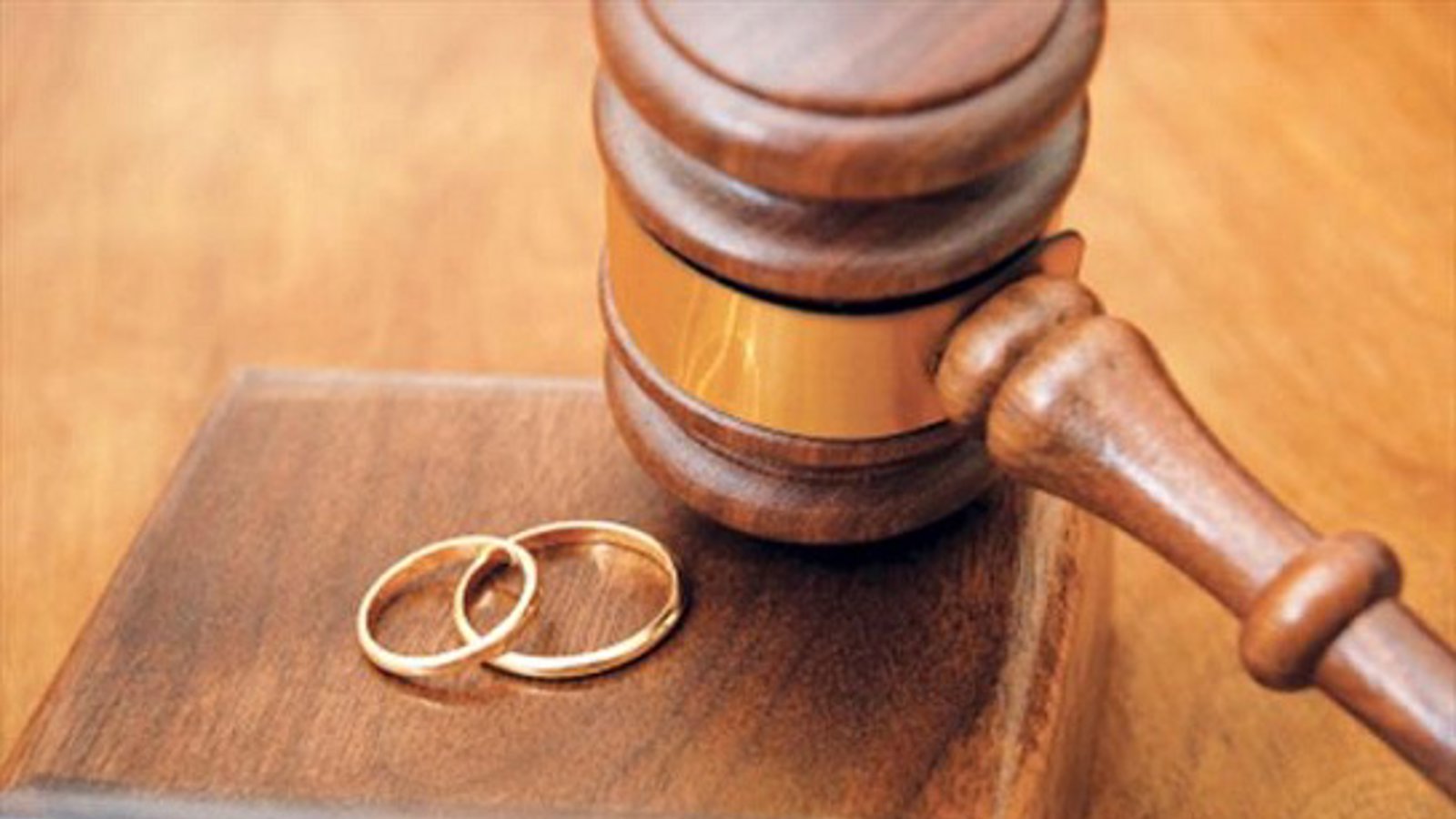 هر ۳ دقیقه یک طلاق در ایران