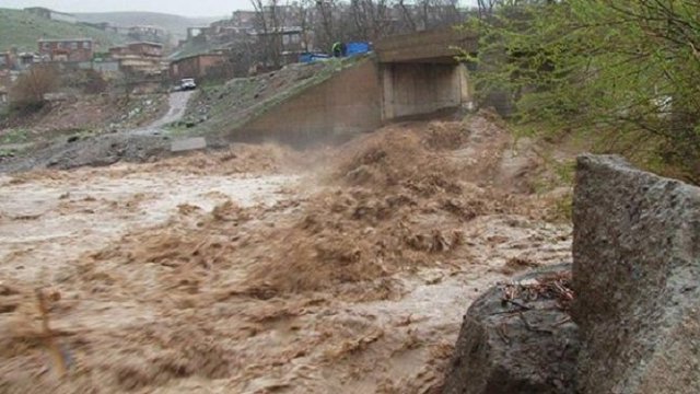 پیدا شدن جسد تنها مفقودی سیل در هشترود توسط نیوهای مردمی