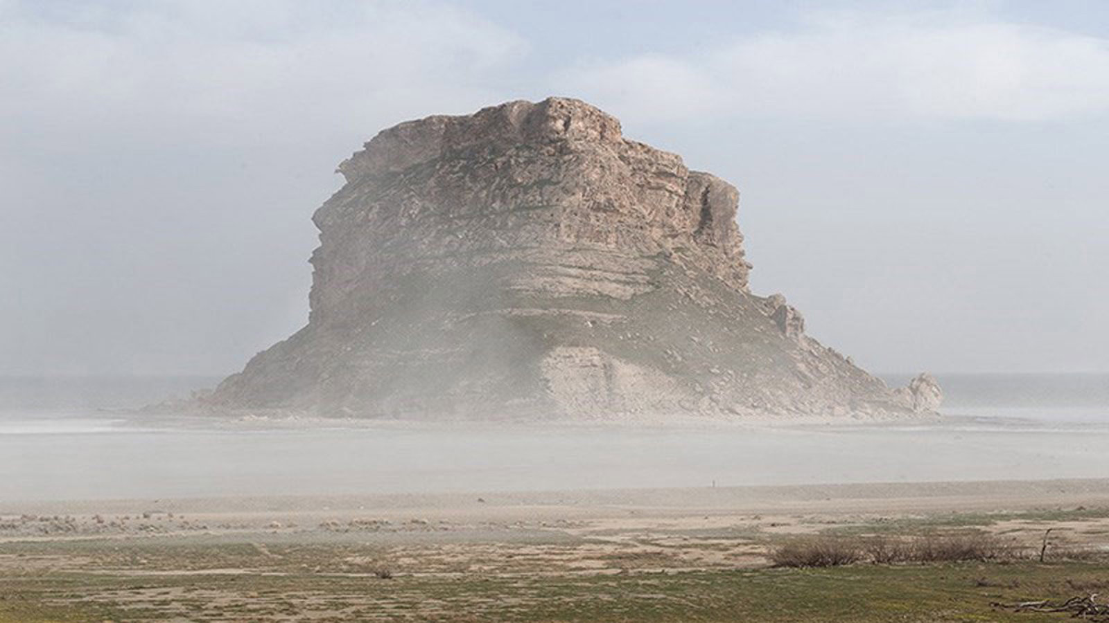 جنگ غریب الوقوع آزربایجان جنوبی با هیولای نمکی