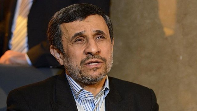 مخاطب احمدی‌نژاد در اهواز روحانی یا خامنه‌ای؟