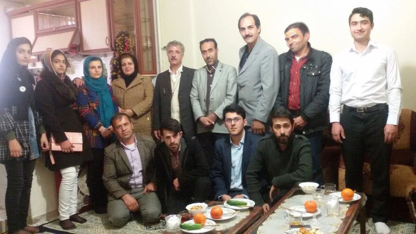 حضور جمعی از فعالین حرکت ملی در منزل زندانی سیاسی آزربایجان یوروش مهرعلی بیگلو